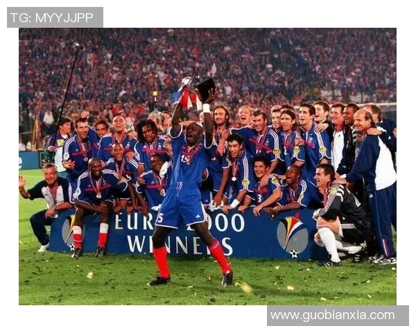 夺冠足球明星是谁揭秘他们的精彩瞬间与经典图片分享